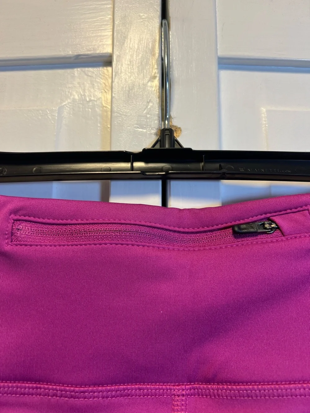 NWT Nike Fast Running Tights/Leggings Size Women’s Medium Color Purple
